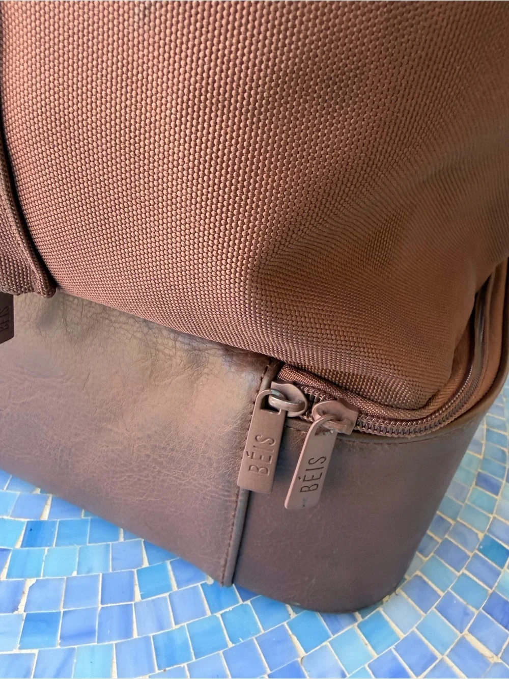 BEIS weekend bag
